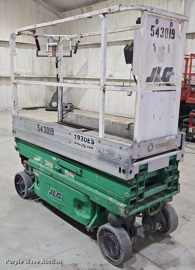 Image of JLG 1930ES equipment image 2