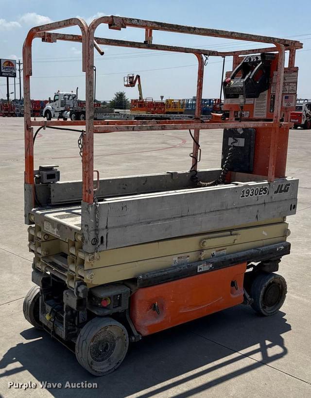 Image of JLG 1930ES equipment image 4