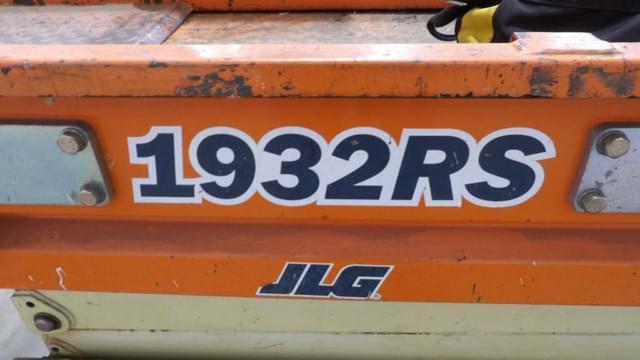 Image of JLG 1932RS equipment image 2