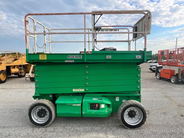 Image of JLG 4069LE equipment image 3