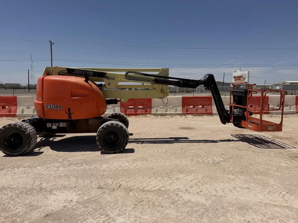 Image of JLG 450AJ Primary image