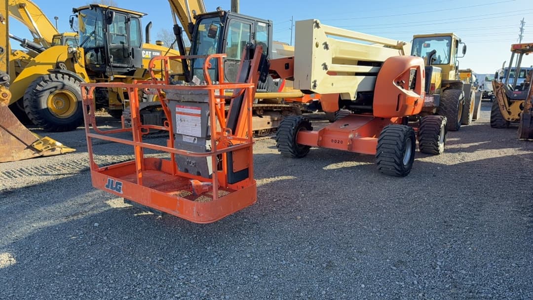 Image of JLG E450AJ Primary image