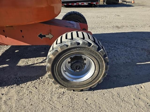 Image of JLG 450AJ equipment image 3