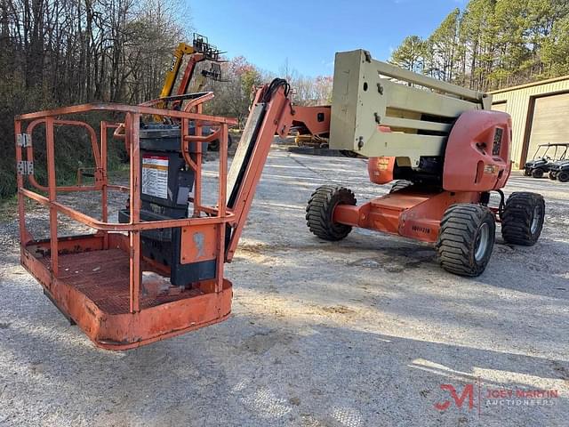 Image of JLG 450AJ equipment image 2