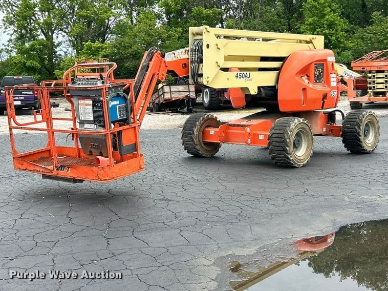 Image of JLG 450AJ Primary image