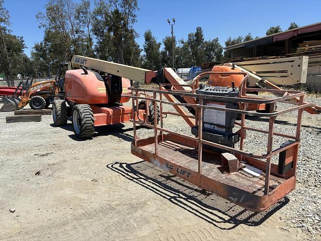Image of JLG 600AJ equipment image 1