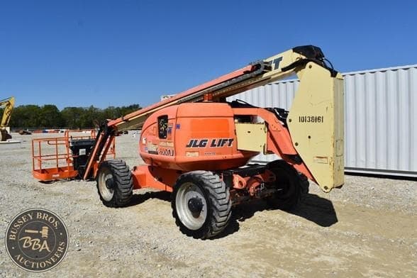 Image of JLG 600AJ equipment image 2