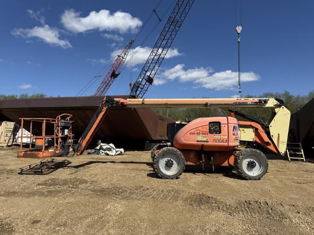 Image of JLG 600AJ equipment image 1