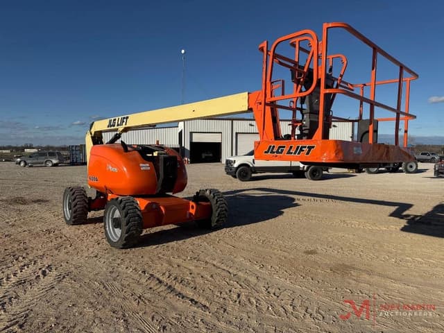 Image of JLG 600AJ equipment image 2