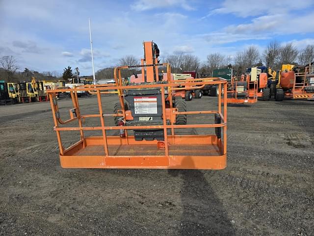 Image of JLG 600AJ equipment image 1