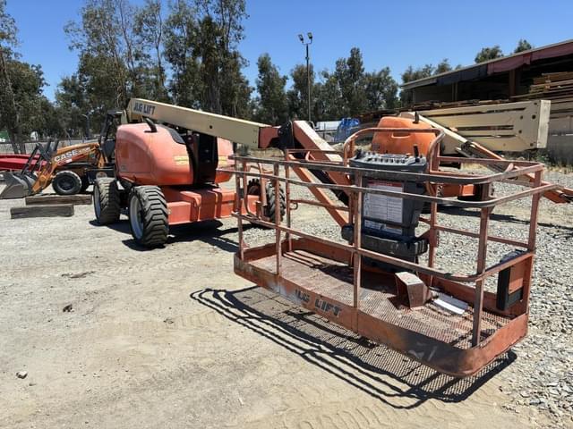 Image of JLG 600AJ equipment image 1