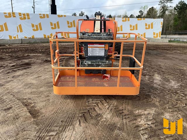 Image of JLG 600S equipment image 1