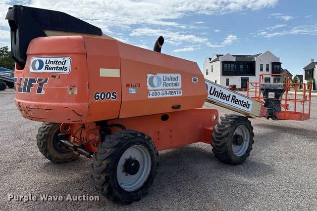 Image of JLG 600S equipment image 4