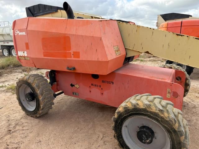 Image of JLG 600S equipment image 3