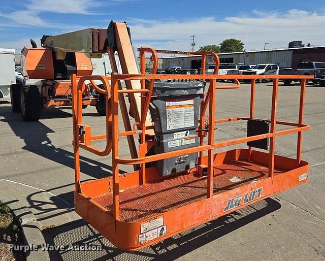 Image of JLG 600SJ equipment image 2