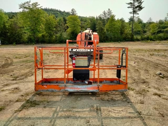 Image of JLG 660SJ equipment image 1