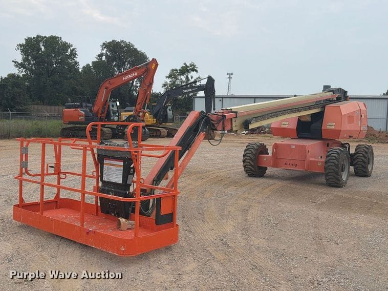 2013 JLG 660SJ Equipment Image0