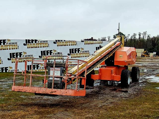 Image of JLG 800S equipment image 1