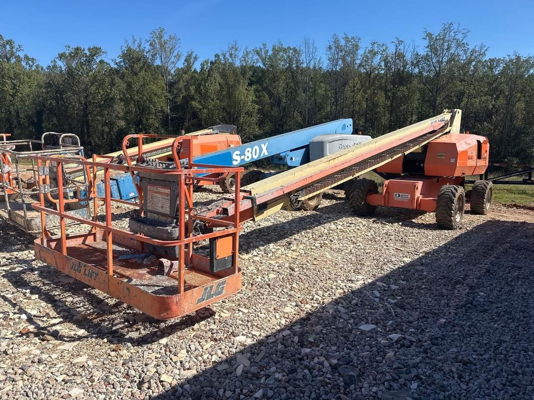 Image of JLG 800S Primary image