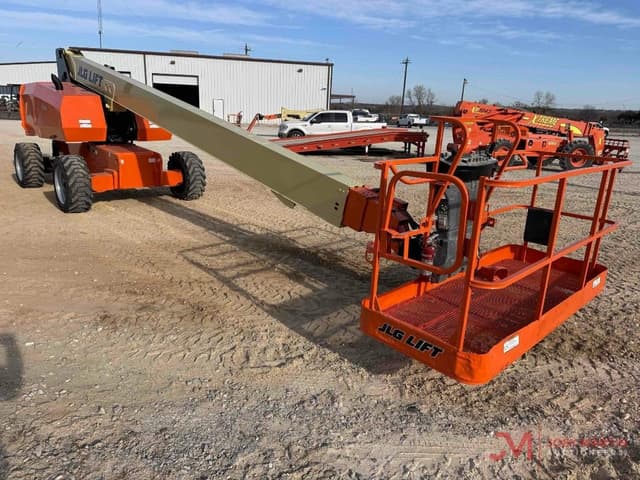 Image of JLG 800S equipment image 3
