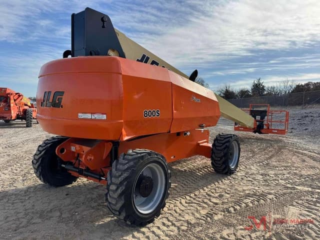 Image of JLG 800S equipment image 4
