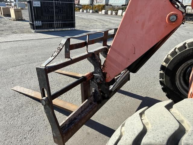 Image of JLG 8042 equipment image 4