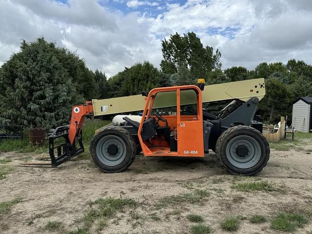 Image of JLG G6-42A equipment image 4