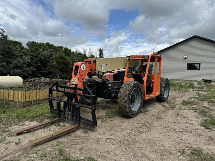 2013 JLG G6-42A Equipment Image0