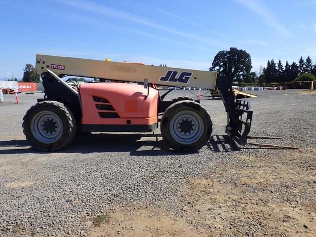 Image of JLG G6-42A equipment image 2