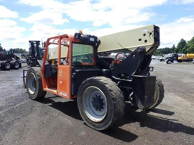 Image of JLG G6-42A equipment image 4