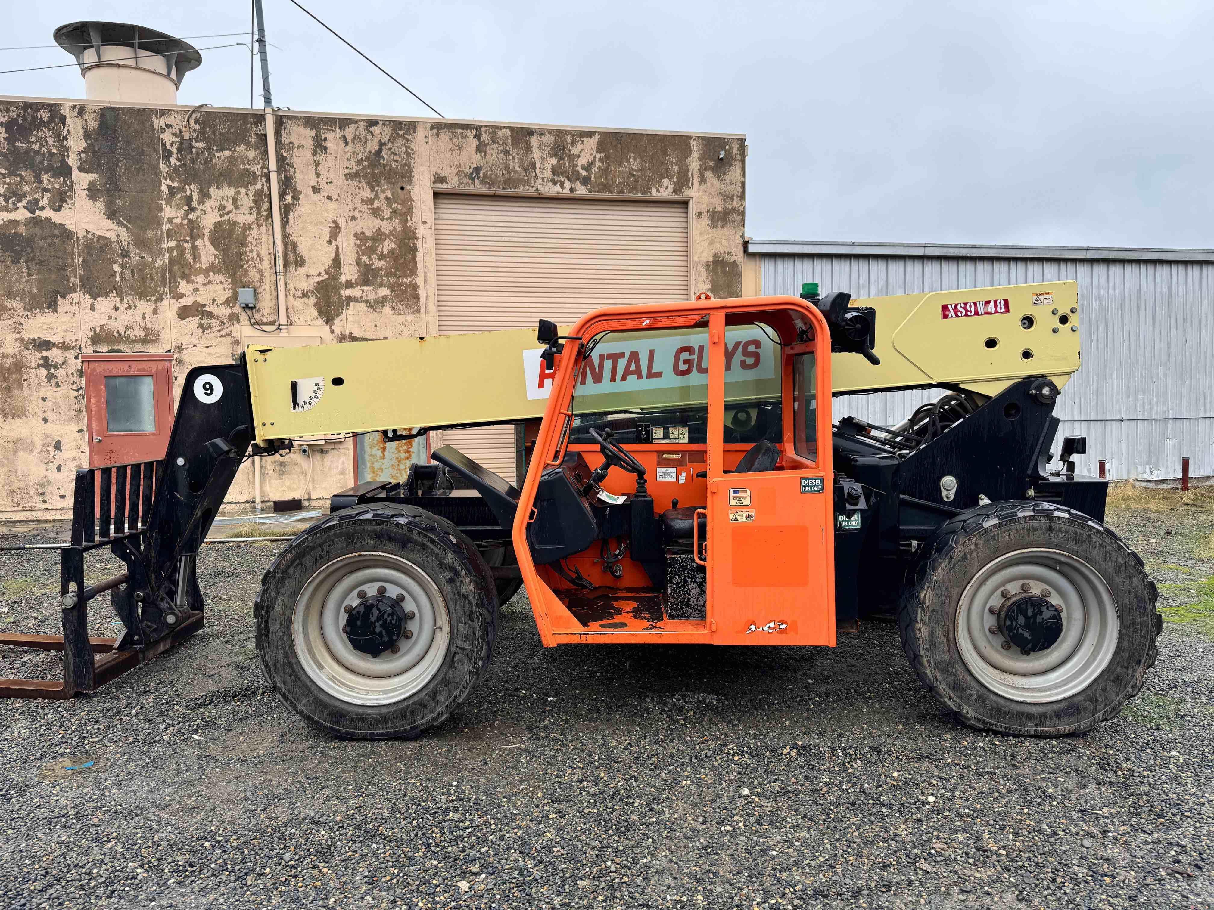 2013 JLG G9-43A Equipment Image0