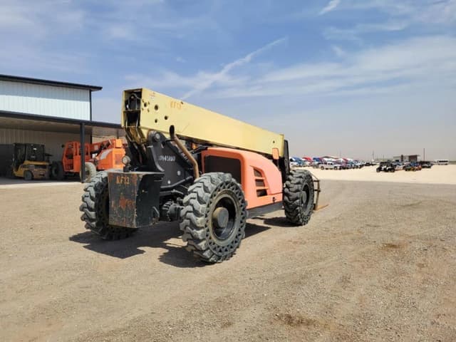 Image of JLG G9-43A equipment image 4