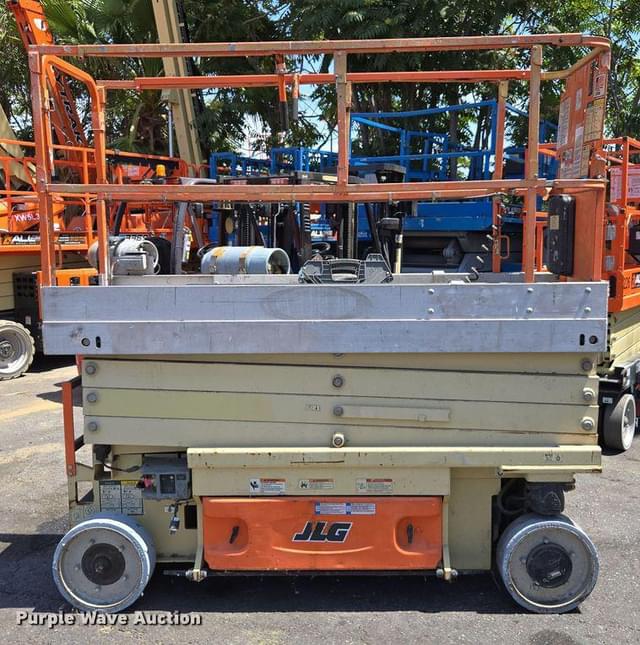 Image of JLG 2630ES equipment image 3
