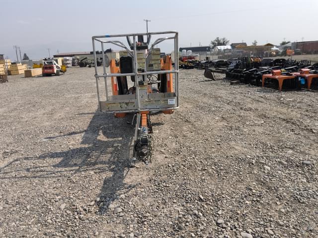 Image of JLG T350 equipment image 3