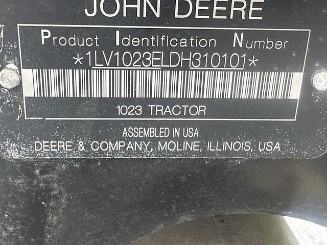 Image of John Deere 1023E equipment image 4