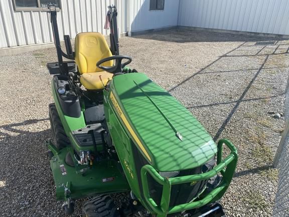 Image of John Deere 1025R equipment image 2