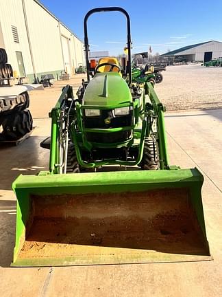 Image of John Deere 1025R equipment image 4