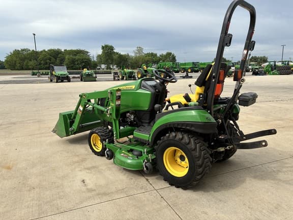 Image of John Deere 1025R equipment image 1