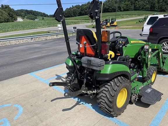 Image of John Deere 1025R equipment image 4