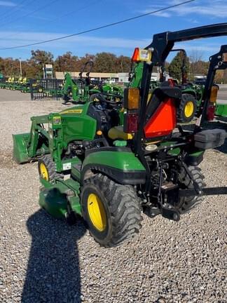 Image of John Deere 1025R equipment image 2