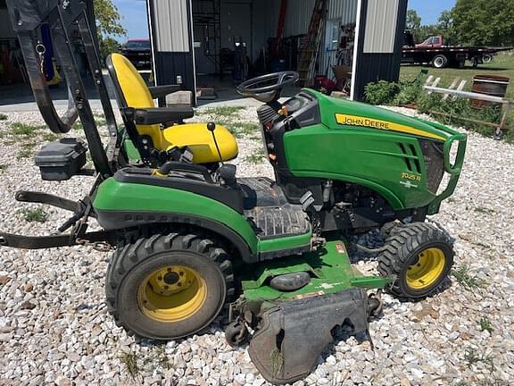 Image of John Deere 1025R equipment image 1