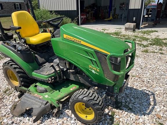 Image of John Deere 1025R equipment image 2