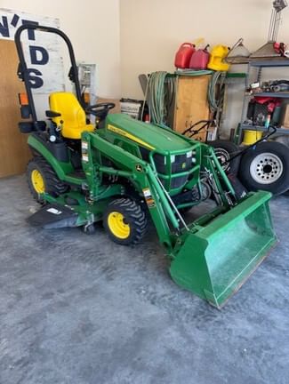 2013 John Deere 1025R Equipment Image0