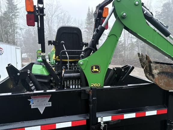 Image of John Deere 1025R equipment image 3
