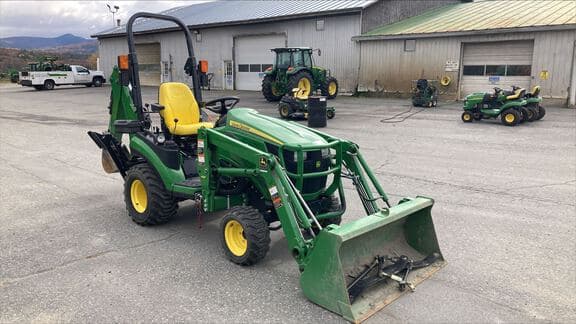 Image of John Deere 1025R equipment image 3