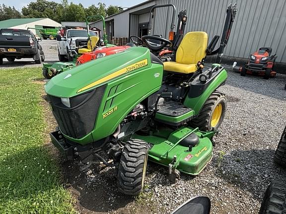 Image of John Deere 1025R Image 1