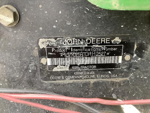 Image of John Deere 1025R equipment image 1