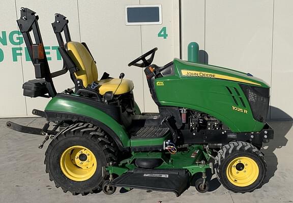 Image of John Deere 1025R equipment image 1