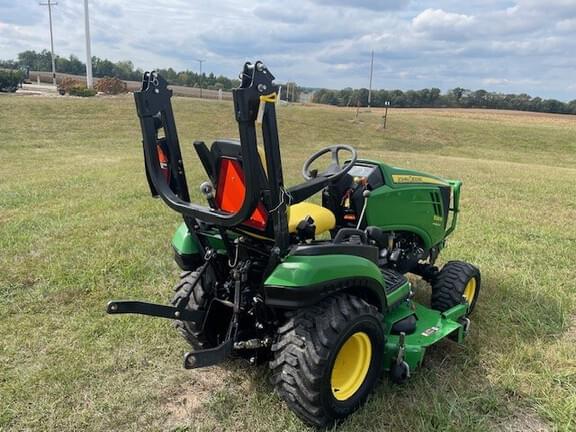 Image of John Deere 1025R equipment image 3