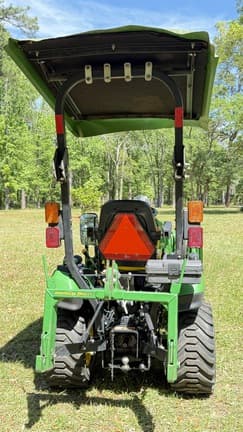 Image of John Deere 1025R equipment image 2